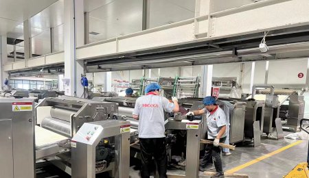 致敬奮斗者丨?？萍讶斯?jié)日期間堅守崗位 各項目建設“全力加速”